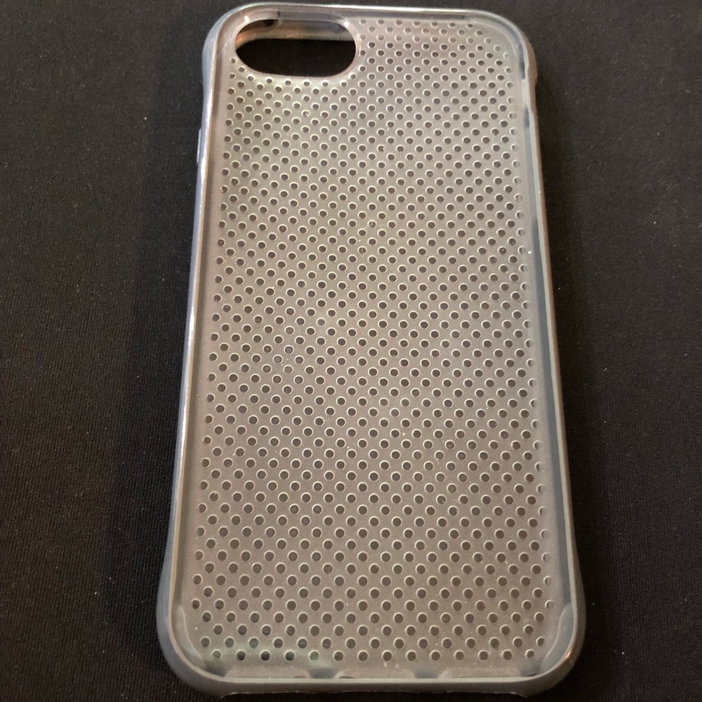 iPhone case - Picture 2 of 5